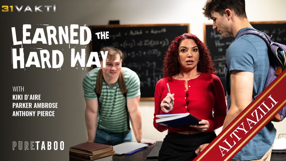 Öğretmeni Sınıfta Şantajla Siktik